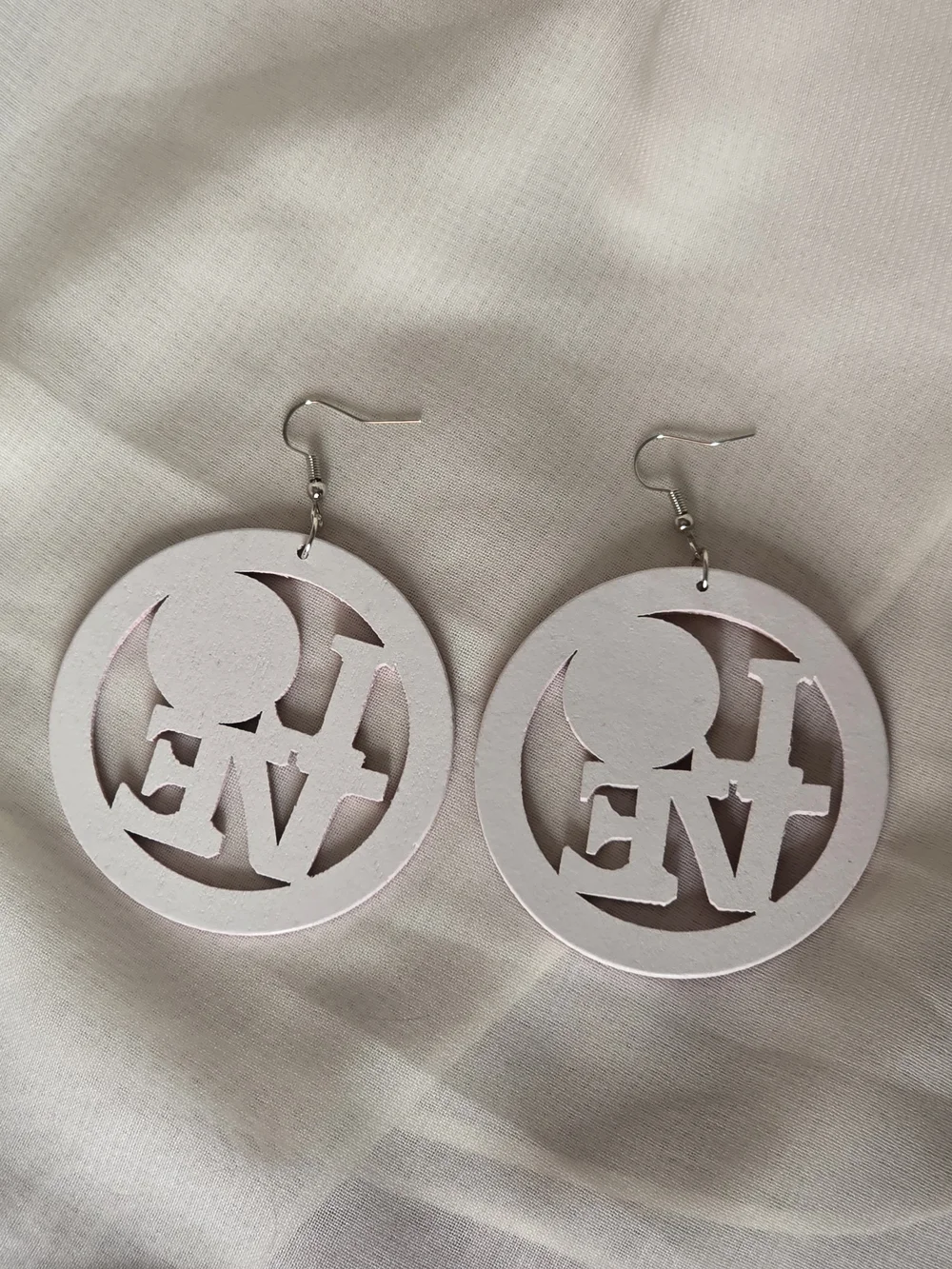 Fashion Jewelry Pink 'LOVE' Wooden Drop Earrings with Daisy Accent